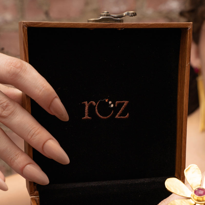 THE RŌZ KEEPSAKE BOX